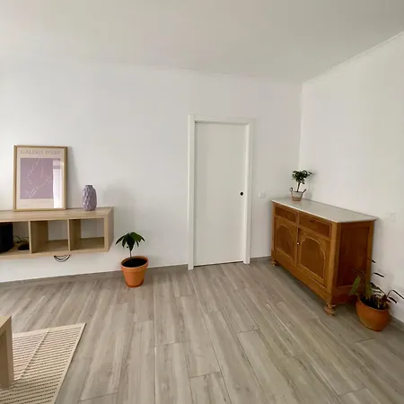 Oeste Garden アパート *